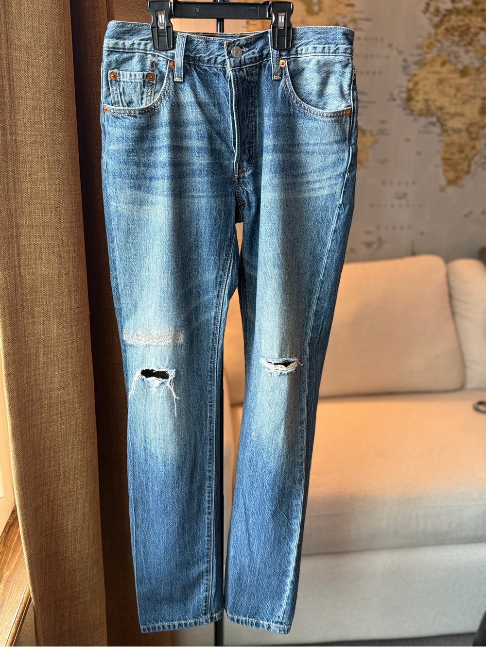 109% cotton Levi's 501 24x32 Straight-Leg button fly Distressed Jeans